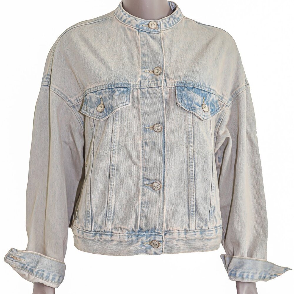 Light Wash Denim Jacket Oversized Jean Jacket Vintage-Inspired Blue Denim Casual